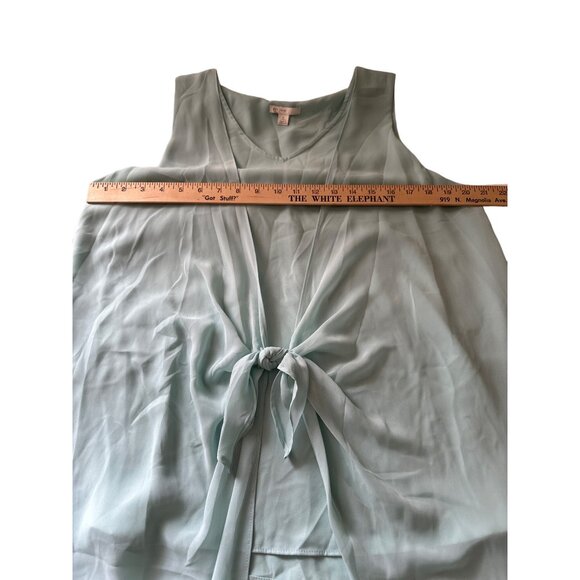 💖EST. 1945 sheet mint top with short sleeves, high low hem and front tie - Picture 5 of 6
